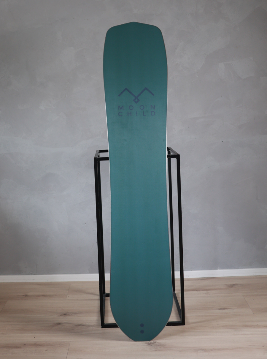 Malibu Classic / Malibu Mars Edition – Moonchild Snowboards Malibu Classic / Malibu Mars Edition – Moonchild Snowboards