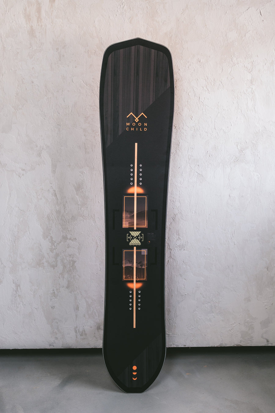 THE MALIBU 155cm MOON CHILDスノーボード Malibu Black / Gold Edition – Moonchild Snowboards
